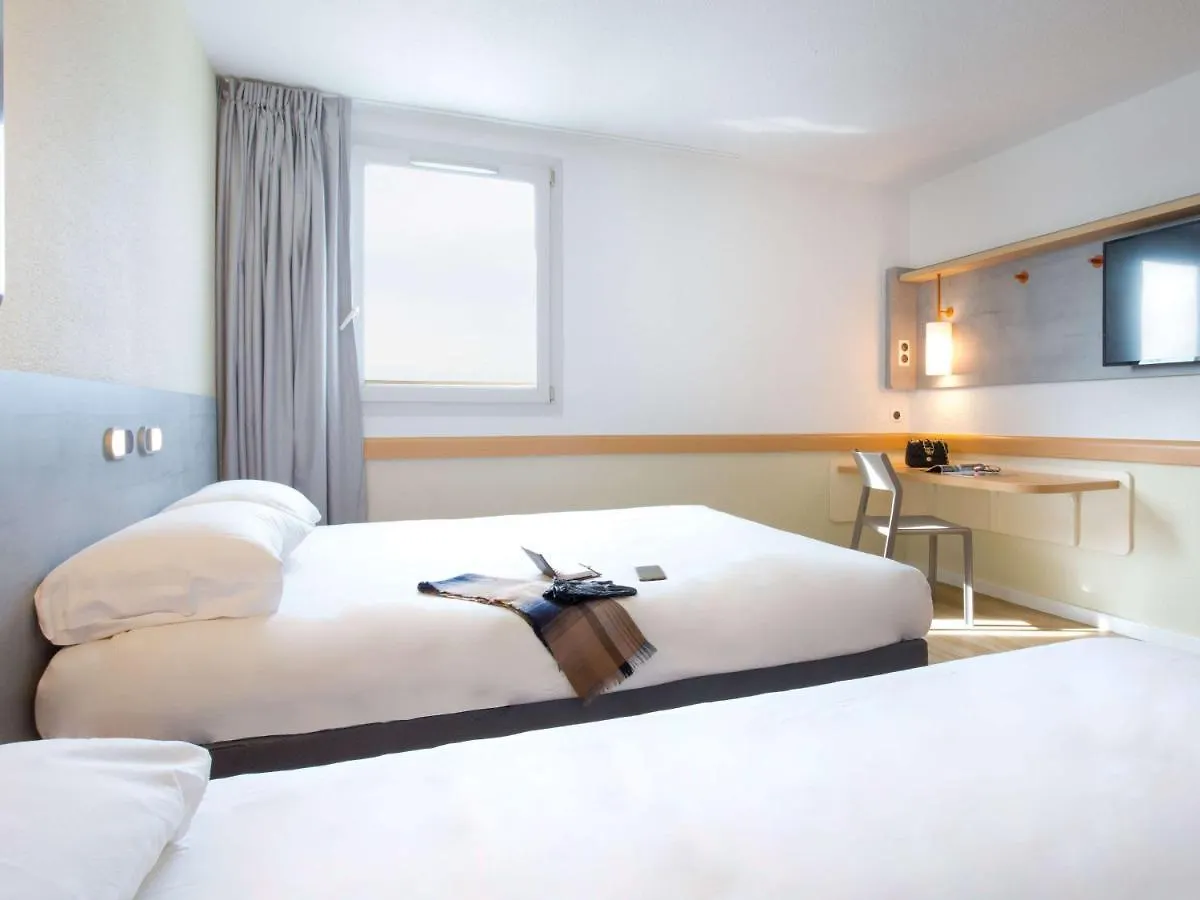 Hotel Ibis Budget Frejus St Raphael Centre Et Plage