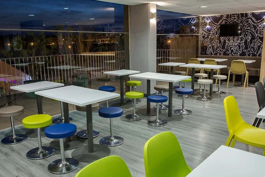 Ibis Budget Frejus St Raphael Centre Et Plage Hotel