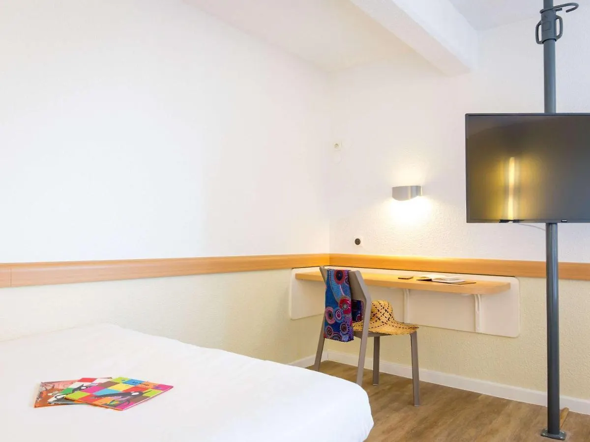 ** מלון Ibis Budget Frejus St Raphael Centre Et Plage צרפת