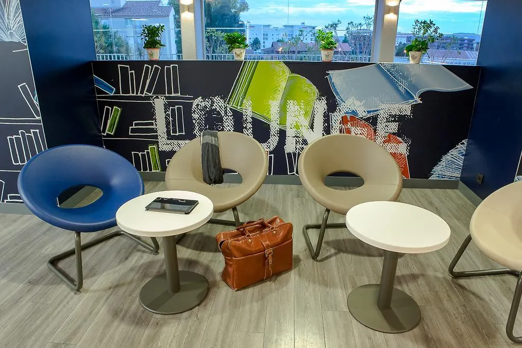 Ibis Budget Frejus St Raphael Centre Et Plage Hotel