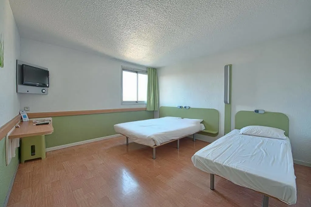 Hotel Ibis Budget Frejus St Raphael Centre Et Plage