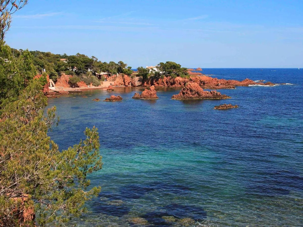 Ibis Budget Frejus St Raphael Centre Et Plage Hotel